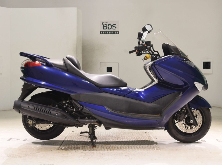 Мотоцикл Yamaha MAJESTY 250 с пробегом 7520 km