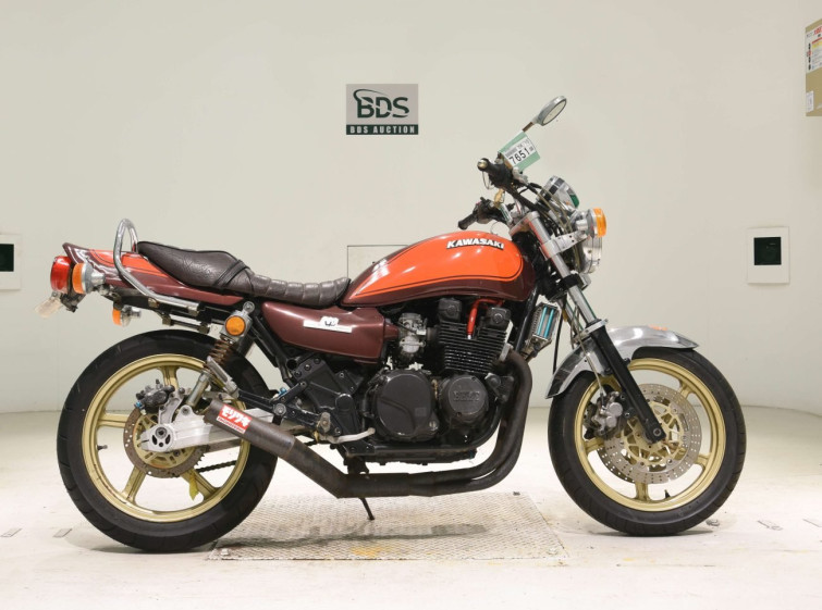 Мотоцикл Kawasaki ZEPHYR400 з пробігом 1389 km