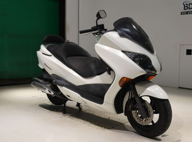 Мотоцикл Honda FORZA з пробігом 70585 km