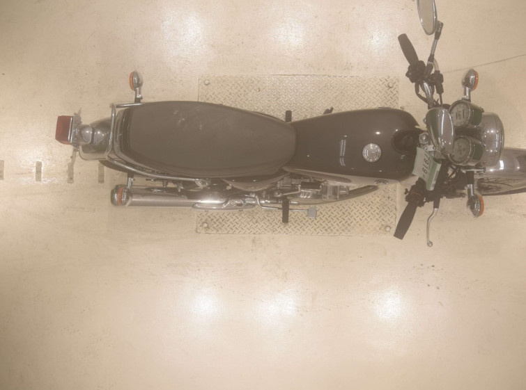 Мотоцикл Yamaha SR400 з пробігом 3992 km