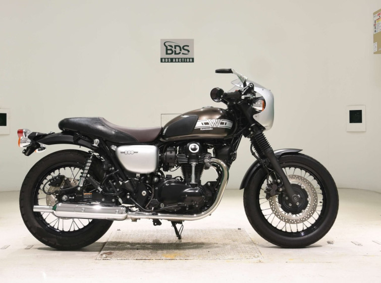 Мотоцикл Kawasaki W800 с пробегом 11905 km