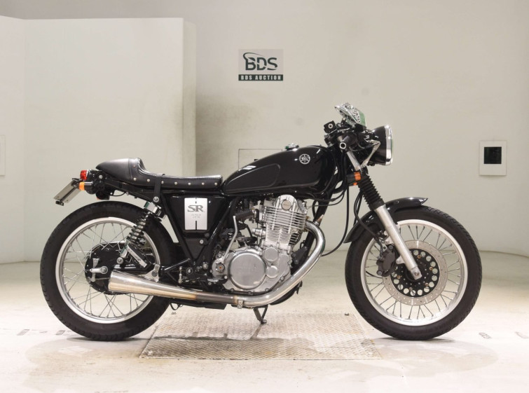 Мотоцикл Yamaha SR400 з пробігом 5167 km