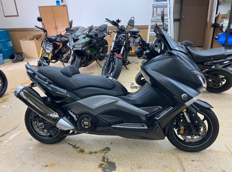 Мотоцикл Yamaha T-MAX530A с пробегом 43930 km