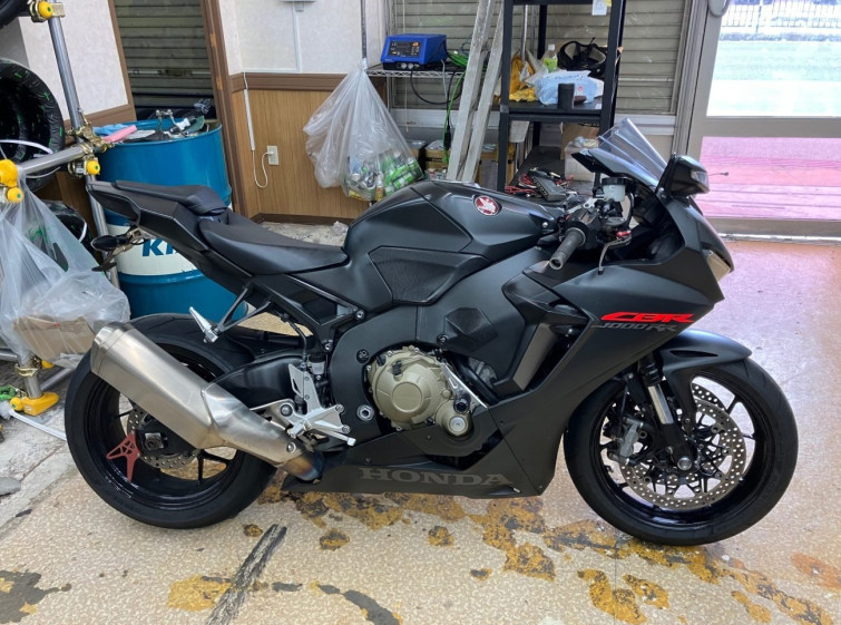 Мотоцикл Honda CBR1000RR с пробегом 35667 km