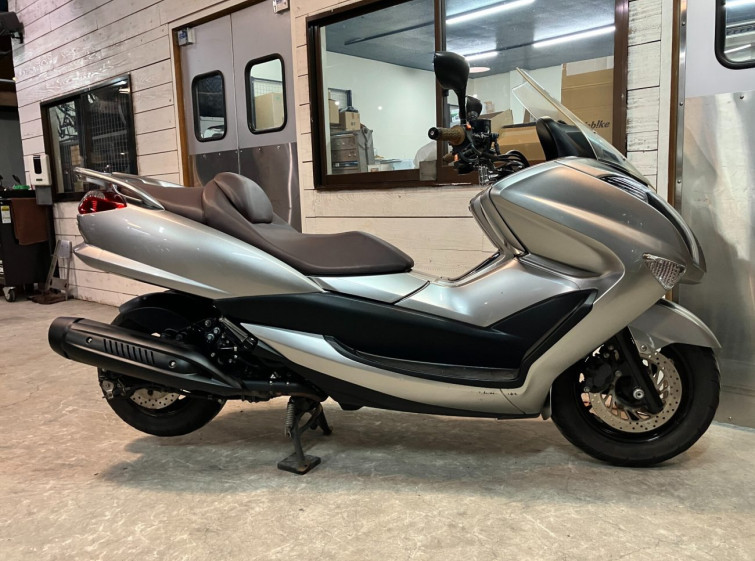 Мотоцикл Yamaha MAJESTY 250 с пробегом 13365 km