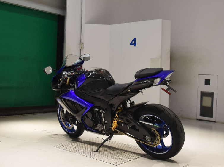 Мотоцикл Suzuki GSX-R600 с пробегом 28156 km
