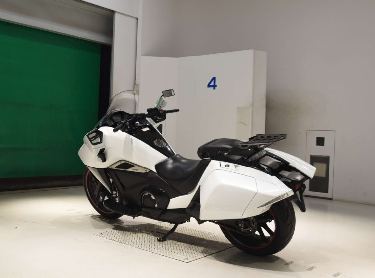 Мотоцикл Honda NM4-02 VULTUS с пробегом 32537 km