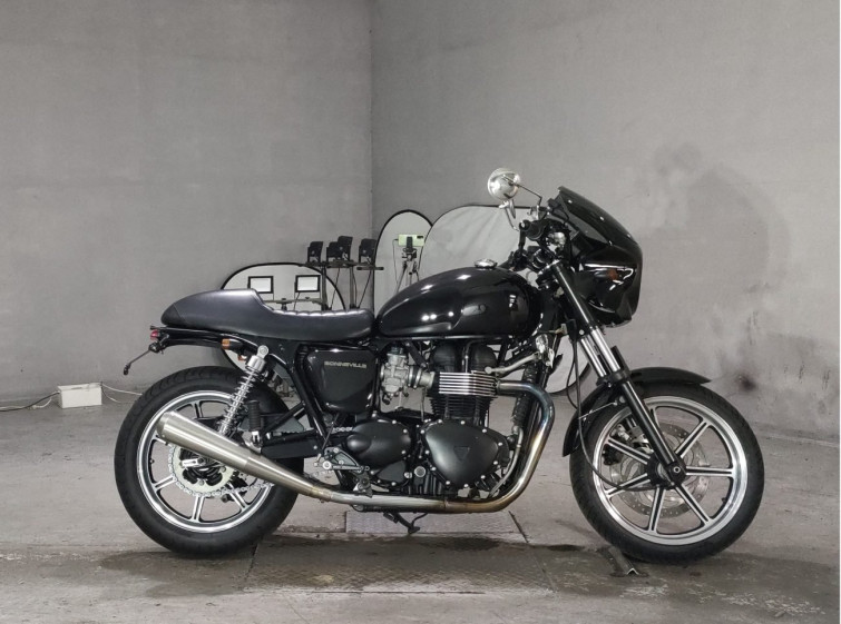 Мотоцикл Triumph BONNEVILLE с пробегом 6872 km