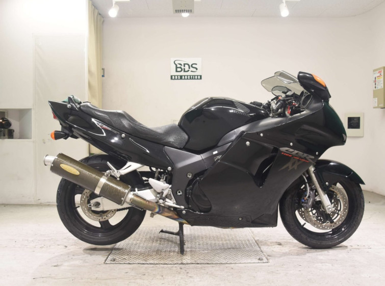 Мотоцикл Honda CBR1100XX BLACKBIRD з пробігом 8938 km