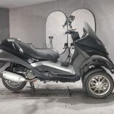 Мотоцикл Piaggio PEERAGE MP3 250RL з пробігом 27314 km