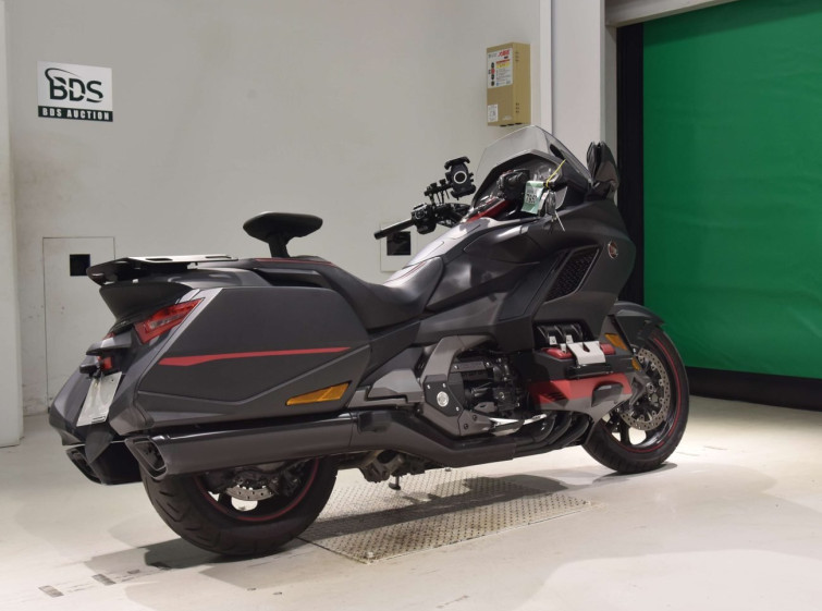 Мотоцикл Honda GL1800 с пробегом 21298 km