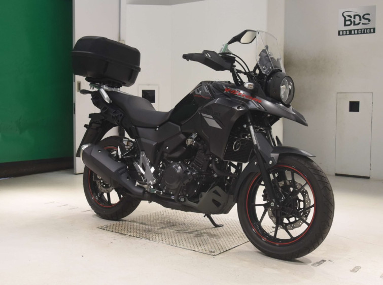 Мотоцикл Suzuki V-STROM DL250 з пробігом 2012 km