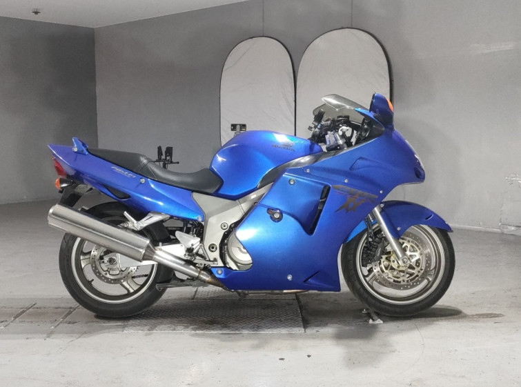 Мотоцикл Honda CBR1100XX BLACKBIRD з пробігом 42558 km