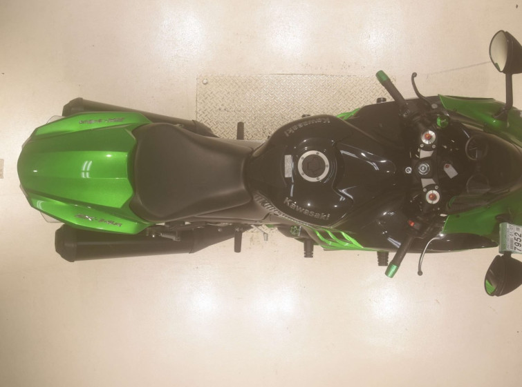 Мотоцикл Kawasaki NINJA ZX-14R з пробігом 7928 km