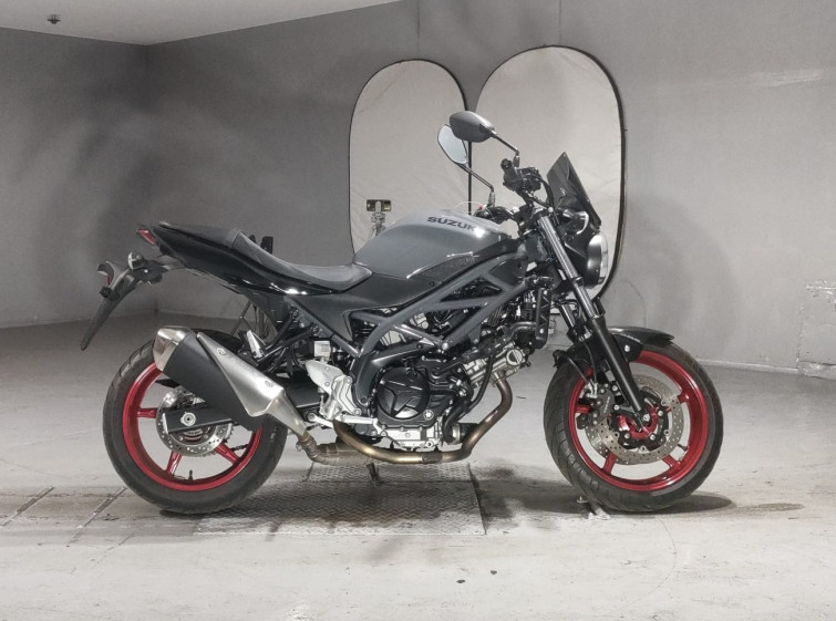 Мотоцикл Suzuki SV650 с пробегом 16676 km