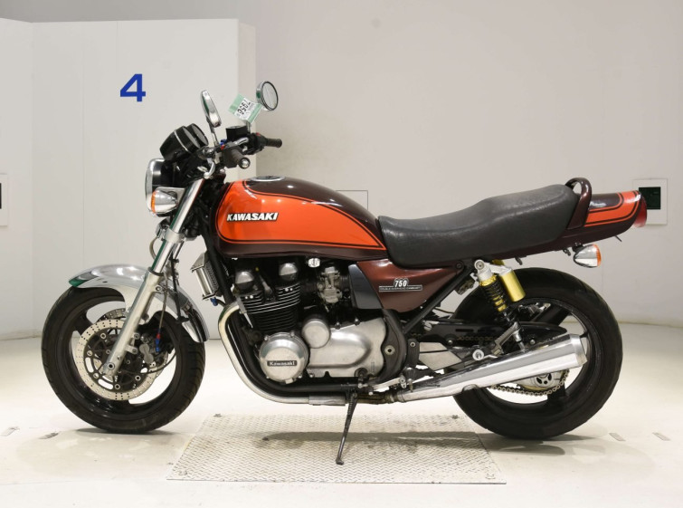 Мотоцикл Kawasaki ZEPHYR750RS з пробігом 66598 km