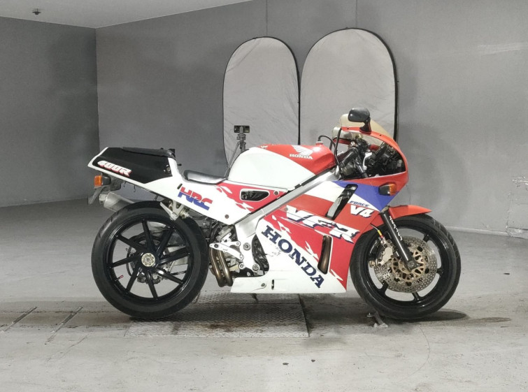Мотоцикл Honda VFR400R з пробігом 56853 km