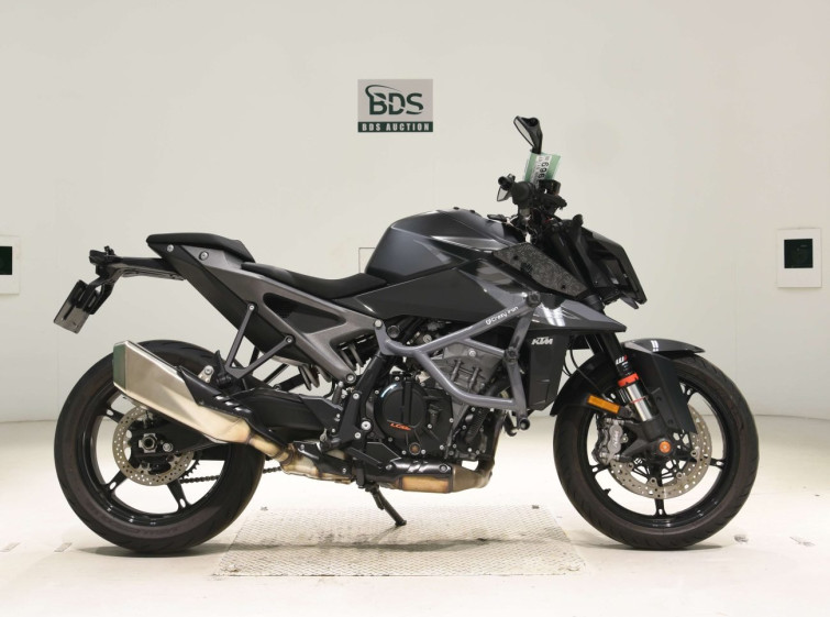 Мотоцикл KTM 990 DUKE с пробегом 4349 km