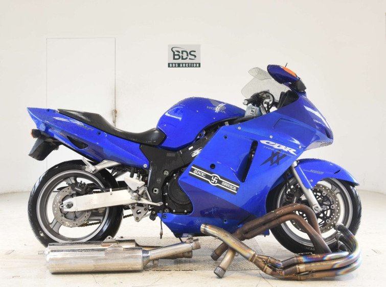 Мотоцикл Honda CBR1100XX BLACKBIRD