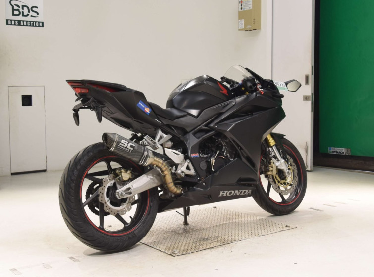 Мотоцикл Honda CBR250RRA з пробігом 42657 km