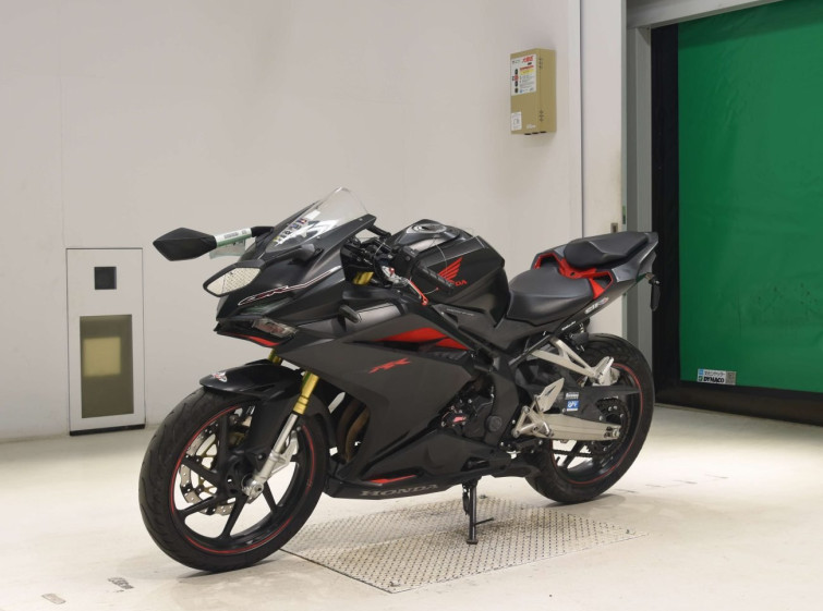 Мотоцикл Honda CBR250RRA з пробігом 42657 km