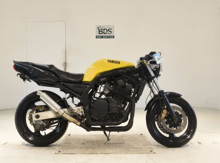 Мотоцикл Yamaha FZ400 з пробігом 40700 km