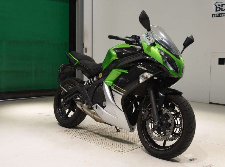 Мотоцикл Kawasaki NINJA400 с пробегом 8536 km