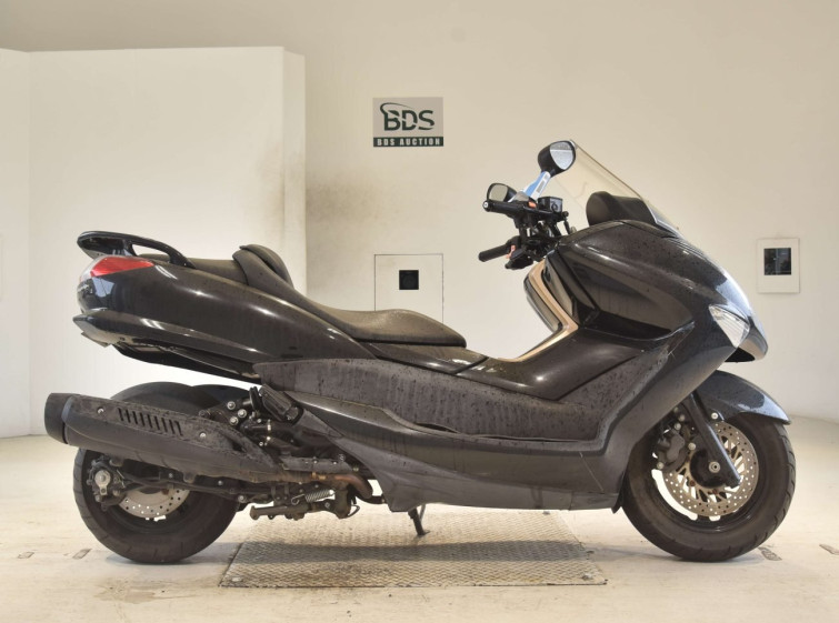 Мотоцикл Yamaha MAJESTY 250