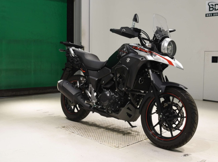 Мотоцикл Suzuki V-STROM DL250 с пробегом 8518 km