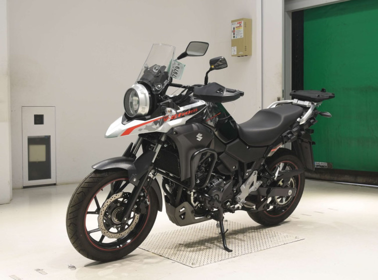 Мотоцикл Suzuki V-STROM DL250 с пробегом 8518 km