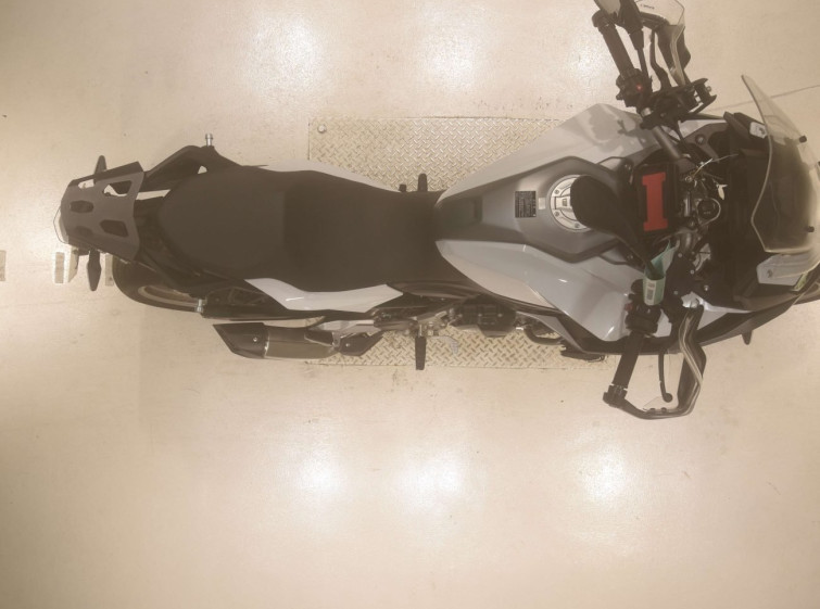 Мотоцикл BMW F900XR з пробігом 17577 km