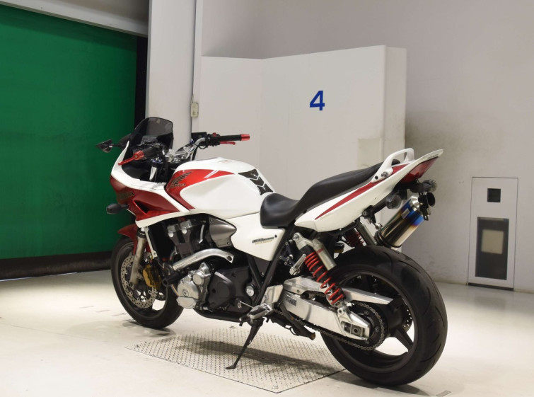 Мотоцикл Honda CB1300SF BOLDOR з пробігом 68604 km