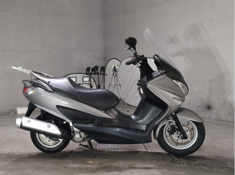 Мотоцикл Suzuki BURGMAN 200 с пробегом 5877 km