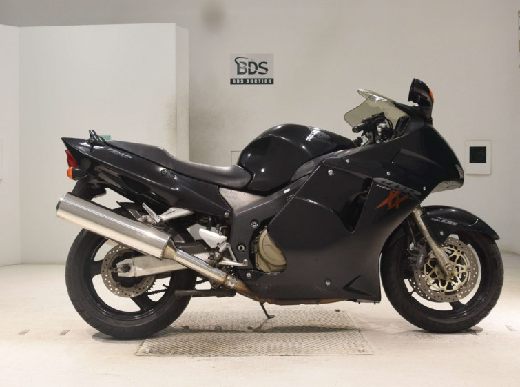 Мотоцикл Honda CBR1100XX BLACKBIRD з пробігом 29862 km