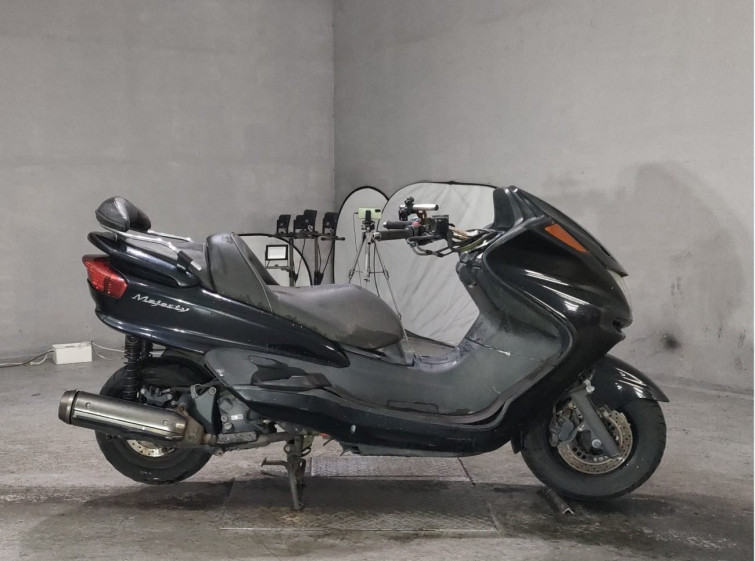 Мотоцикл Yamaha MAJESTY 250C