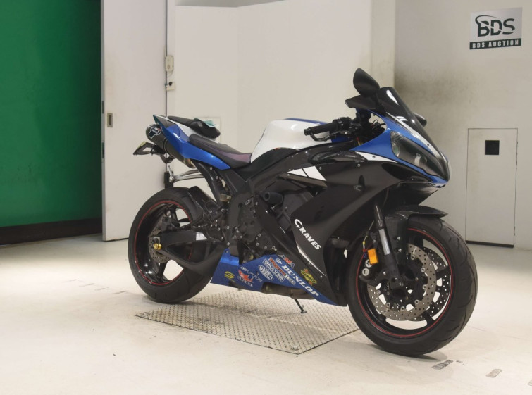 Мотоцикл Yamaha YZF-R1 з пробігом 34764 km