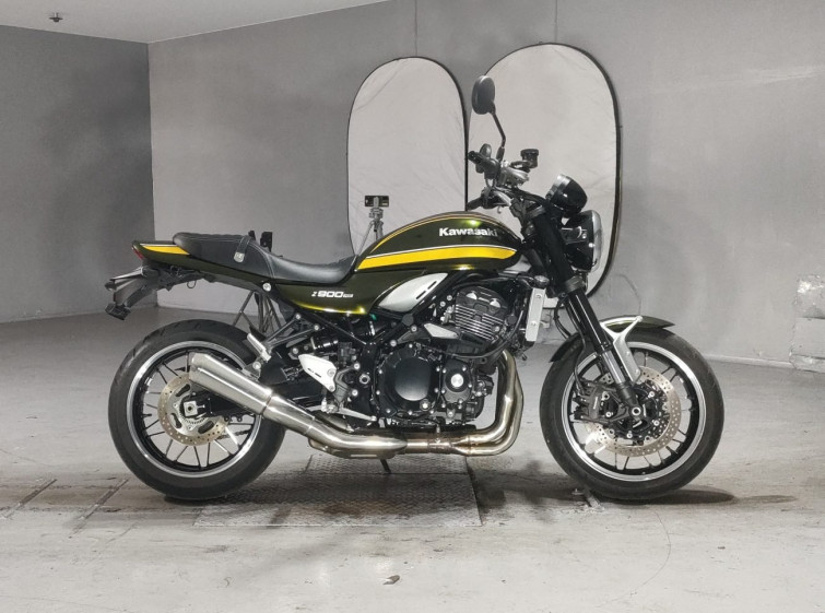 Мотоцикл Kawasaki Z900RS з пробігом 9842 km