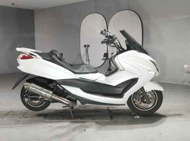 Мотоцикл Yamaha MAJESTY 250 с пробегом 33657 km