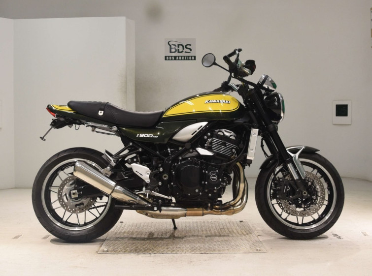 Мотоцикл Kawasaki Z900RS з пробігом 2398 km