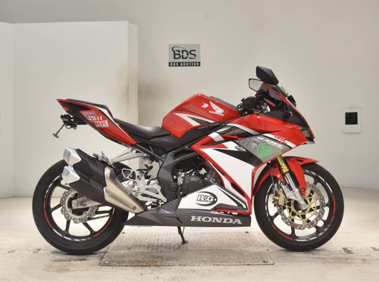 Мотоцикл Honda CBR250RR с пробегом 4362 km
