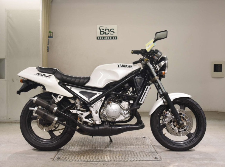 Мотоцикл Yamaha R1-Z з пробігом 19068 km