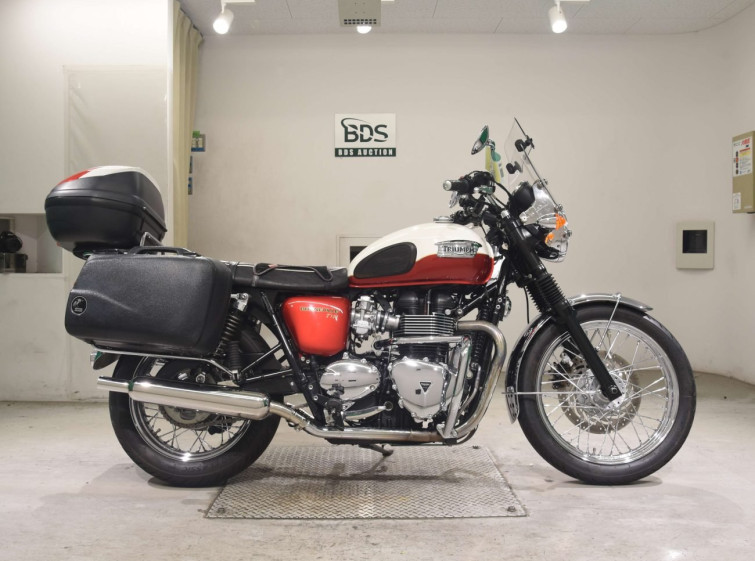 Мотоцикл Triumph BONNEVILLE T100 с пробегом 11242 km