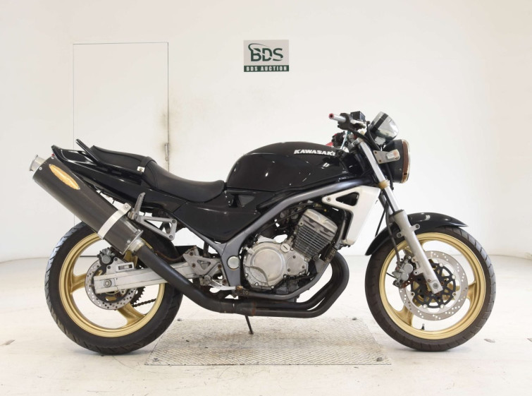 Мотоцикл Kawasaki BALIUS ZR250 з пробігом 5568 km