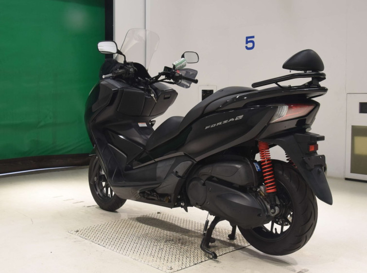 Мотоцикл Honda FORZA SI з пробігом 34887 km