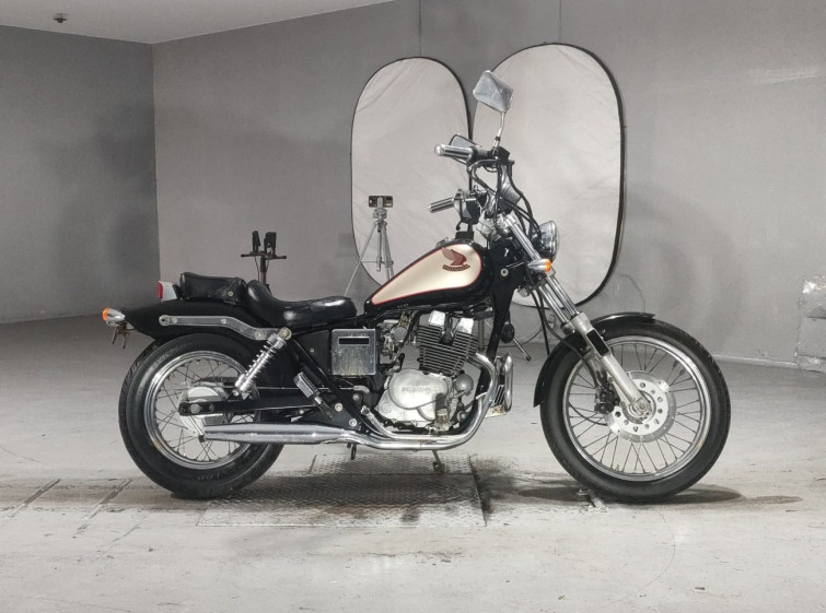 Мотоцикл Honda REBEL CMX250 з пробігом 17966 km