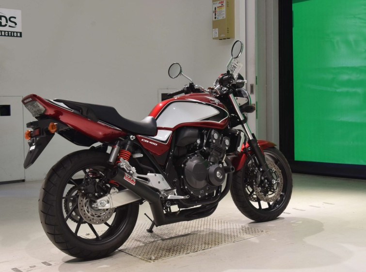 Мотоцикл Honda CB400SFA з пробігом 3683 km