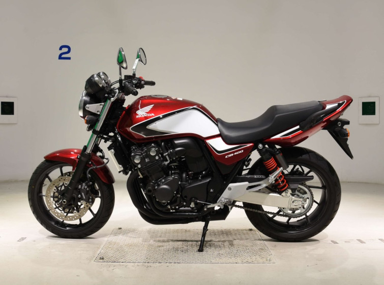 Мотоцикл Honda CB400SFA з пробігом 3683 km