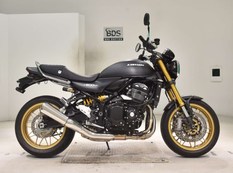 Мотоцикл Kawasaki Z900RS з пробігом 1570 km