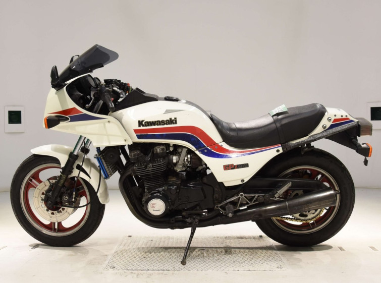 Мотоцикл Kawasaki GPZ1100 с пробегом 75398 km