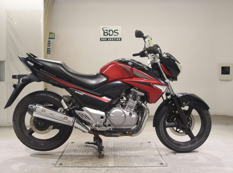 Мотоцикл Suzuki GSR250 с пробегом 16231 km